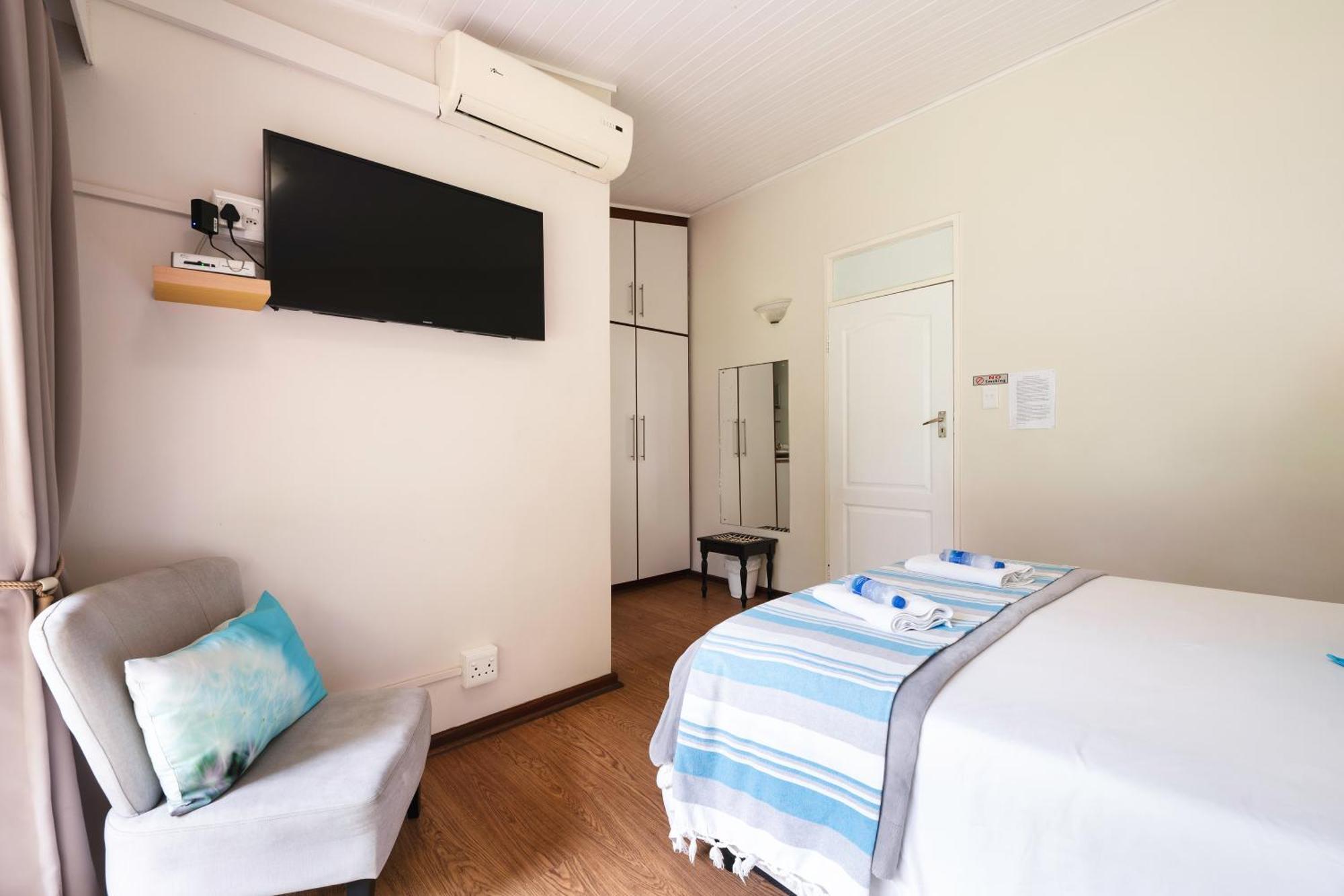 Admirals And Brightways Self Catering