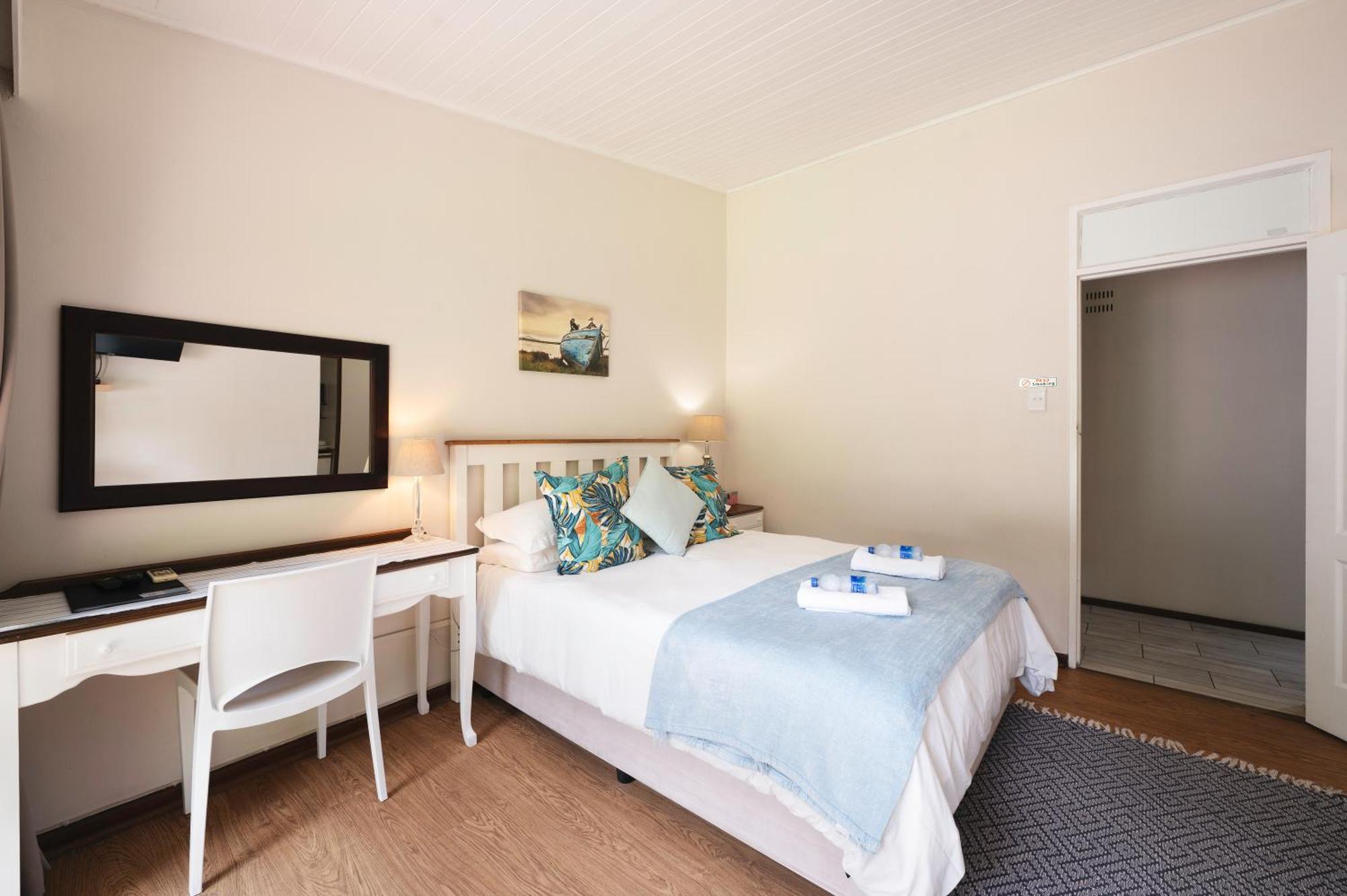 Guest house Admirals And Brightways Self Catering 3*