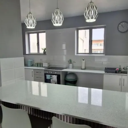 Admirals Lodge Guest House And Brightways Self Catering Apartments Port Elizabeth Room photo