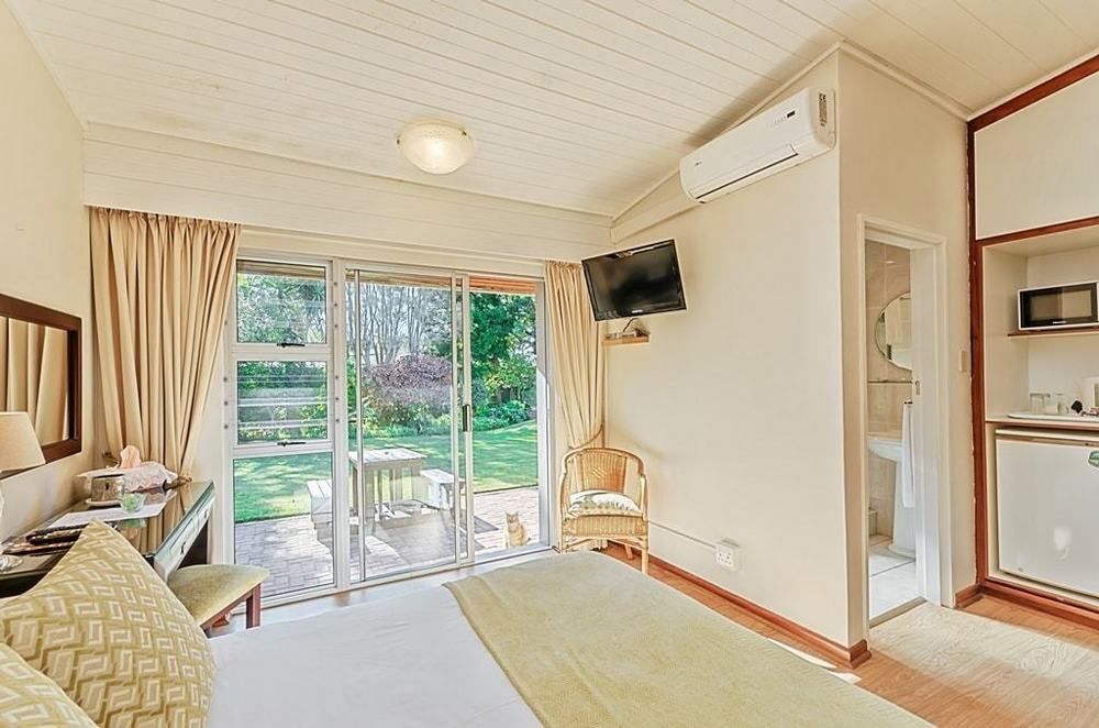 Admirals And Brightways Self Catering