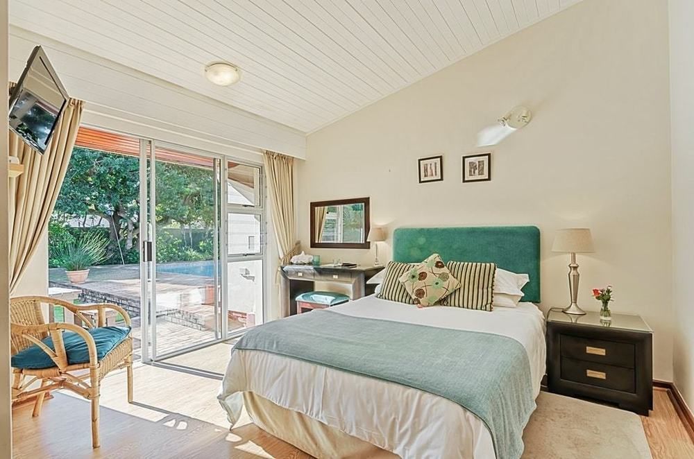 Guest house Admirals And Brightways Self Catering 3*